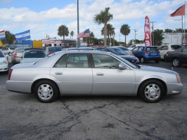 Cadillac Deville 2003 photo 4