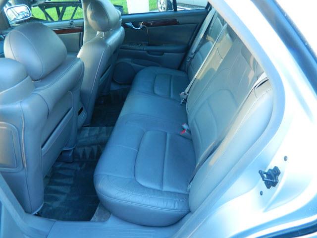 Cadillac Deville 2003 photo 3