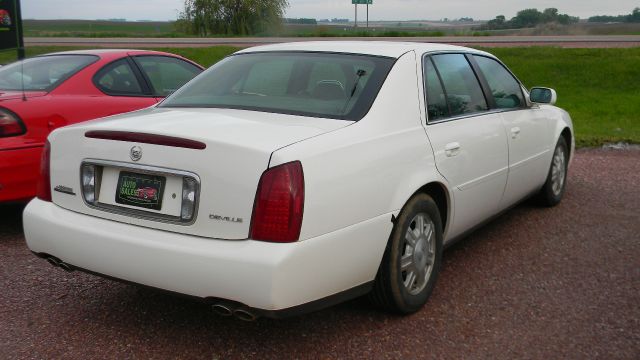 Cadillac Deville 2003 photo 1