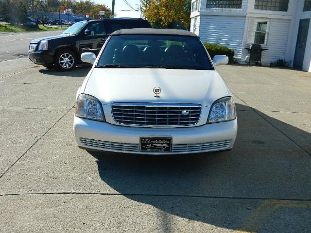 Cadillac Deville 2003 photo 1