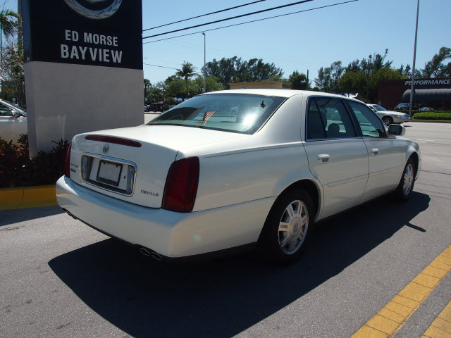 Cadillac Deville 2004 photo 5