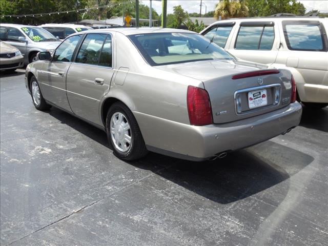 Cadillac Deville 2004 photo 3