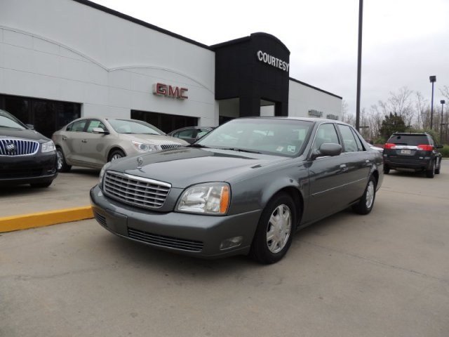 Cadillac Deville 2004 photo 1