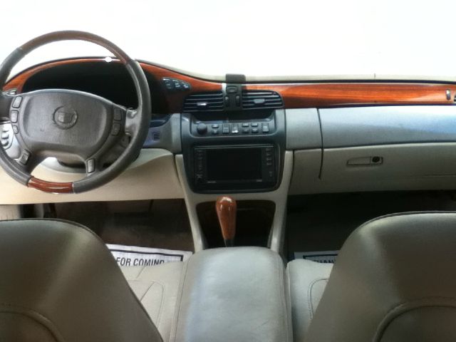 Cadillac Deville 2004 photo 4