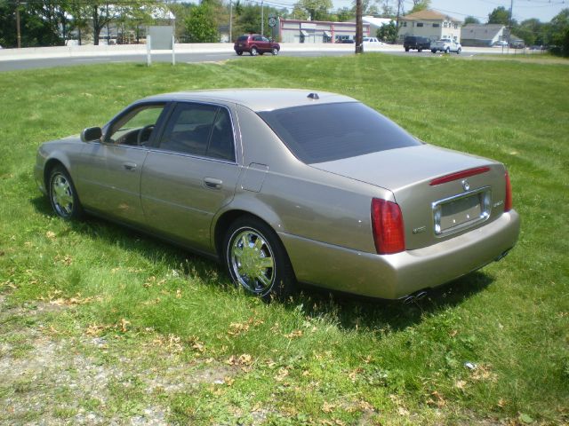 Cadillac Deville 2004 photo 13