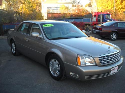 Cadillac Deville 2004 photo 1