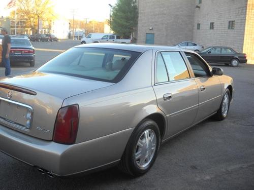 Cadillac Deville 2004 photo 3