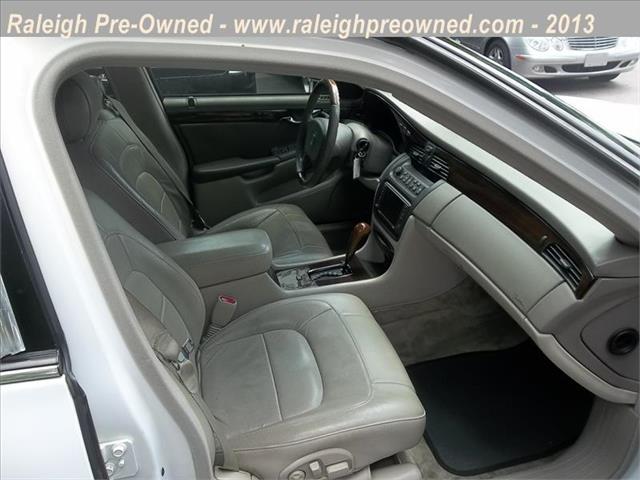 Cadillac Deville 2004 photo 1