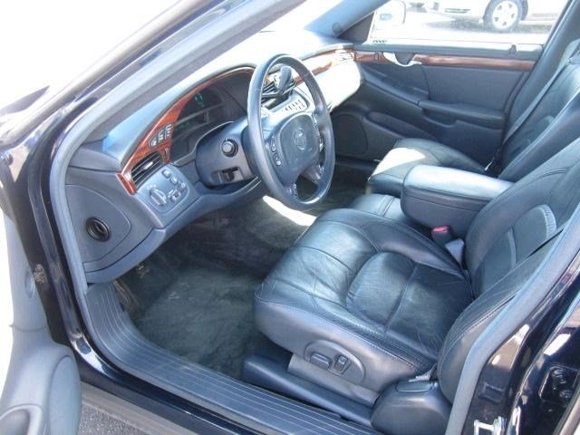 Cadillac Deville 2004 photo 5