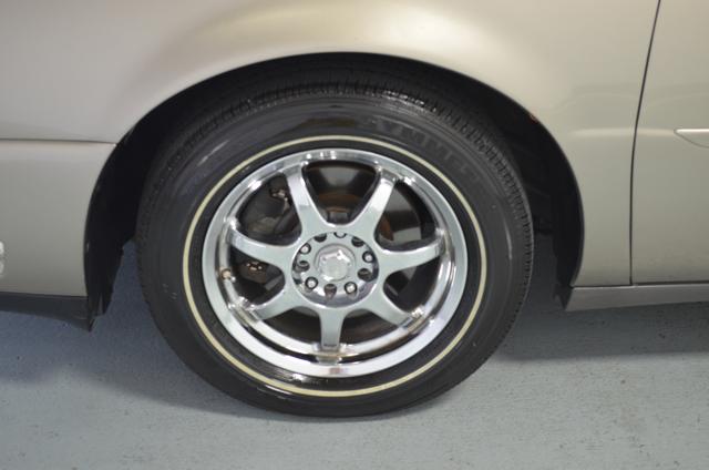 Cadillac Deville 2004 photo 2