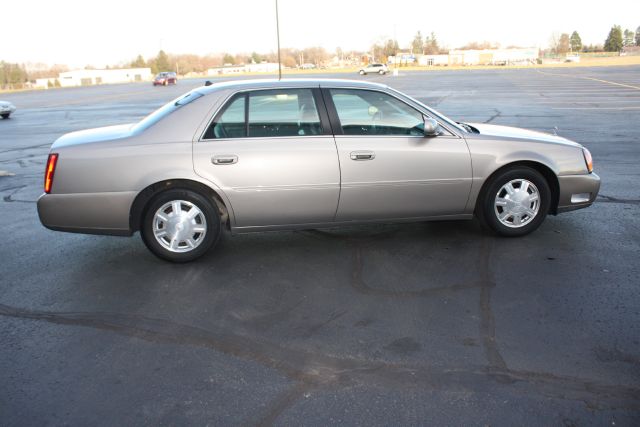 Cadillac Deville 2004 photo 4