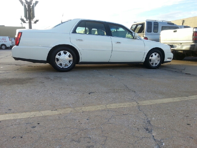 Cadillac Deville 2004 photo 4