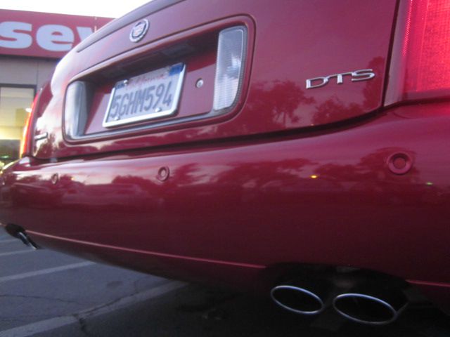 Cadillac Deville 2004 photo 1