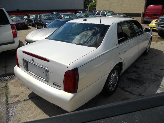 Cadillac Deville 2004 photo 1