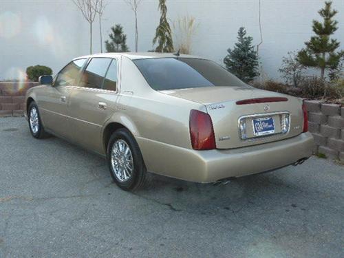 Cadillac Deville 2005 photo 3