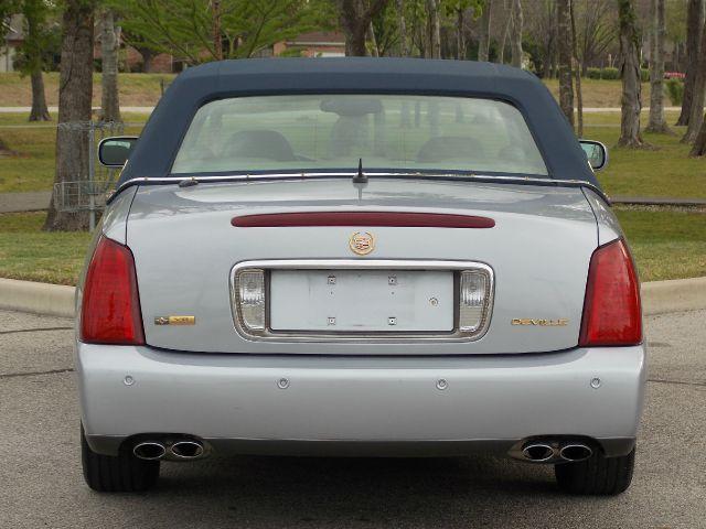 Cadillac Deville 2005 photo 1