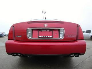 Cadillac Deville 2005 photo 2