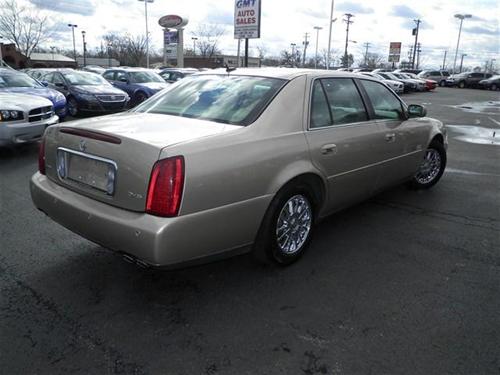 Cadillac Deville 2005 photo 4