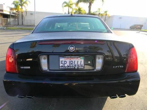 Cadillac Deville 2005 photo 2