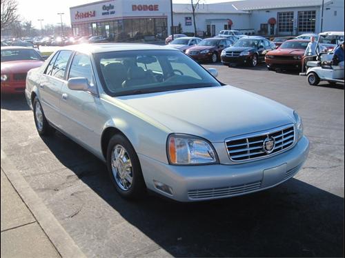 Cadillac Deville 2005 photo 2