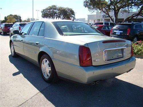 Cadillac Deville 2005 photo 2
