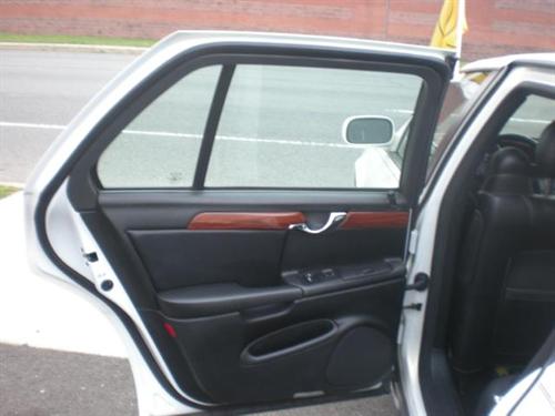 Cadillac Deville 2005 photo 2