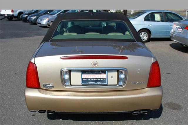 Cadillac Deville 2005 photo 3