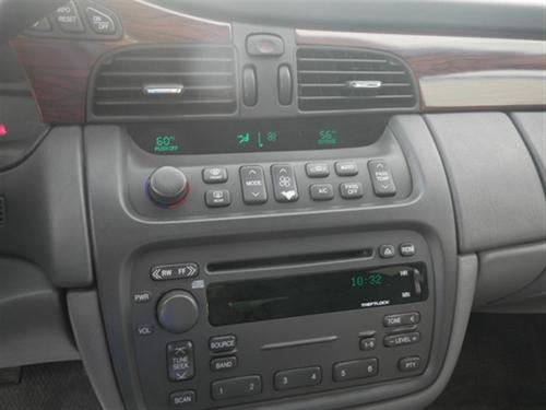 Cadillac Deville 2005 photo 2