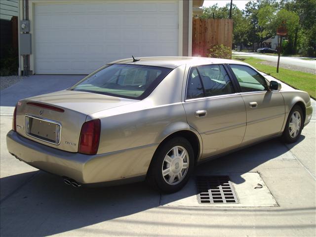 Cadillac Deville AWD 7-pass W/dvd Sedan