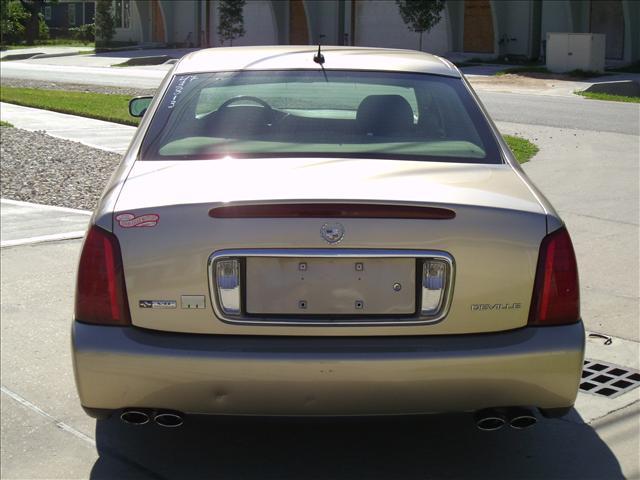 Cadillac Deville 2005 photo 1
