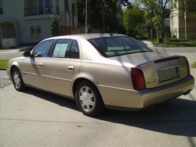 Cadillac Deville 2005 photo 2