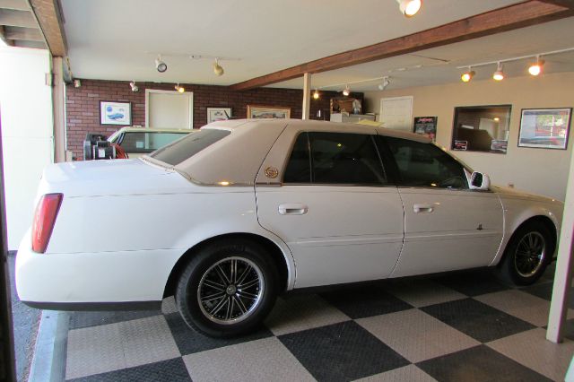 Cadillac Deville 2005 photo 9