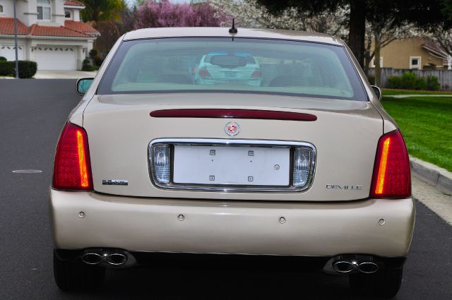 Cadillac Deville 2005 photo 4