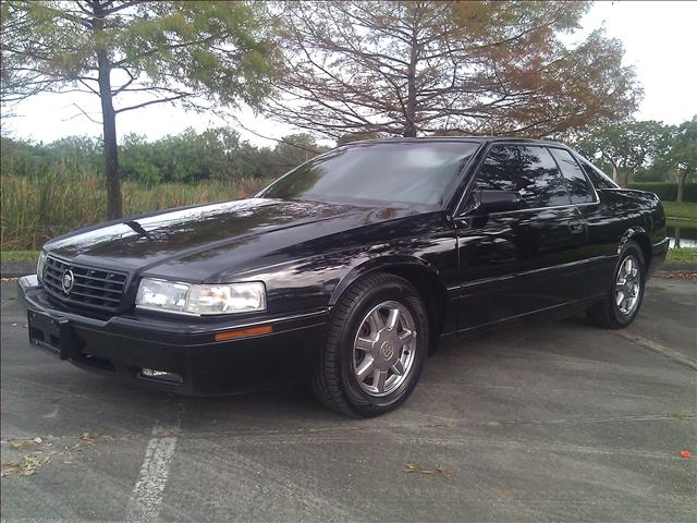 Cadillac Eldorado 2000 photo 2