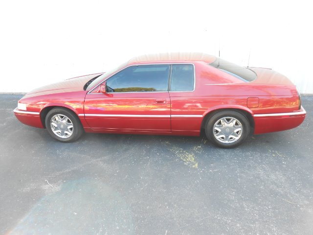 Cadillac Eldorado 2001 photo 4