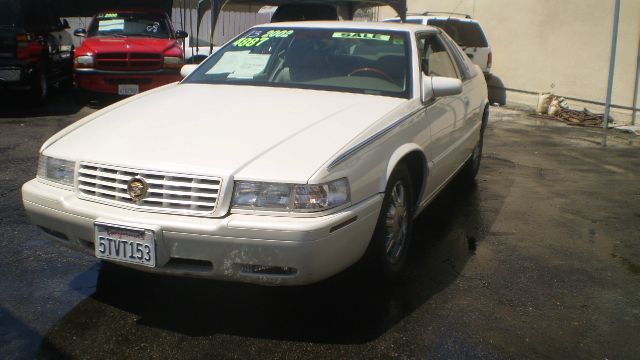 Cadillac Eldorado 2002 photo 2