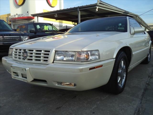 Cadillac Eldorado 2002 photo 2