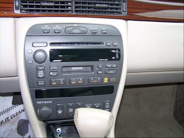 Cadillac Eldorado 2002 photo 2