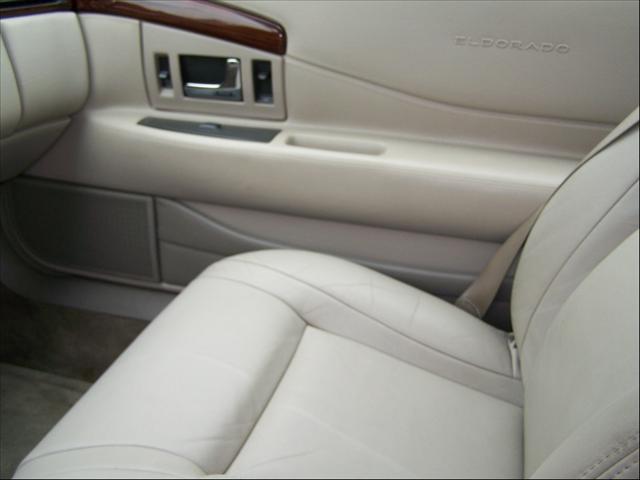 Cadillac Eldorado 2002 photo 3