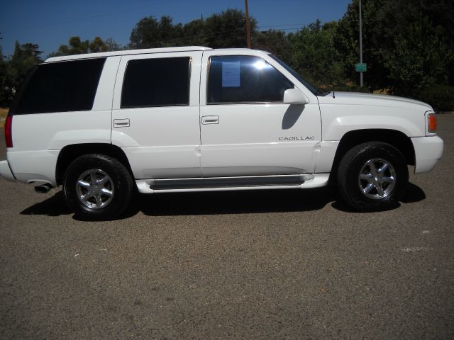 Cadillac Escalade Ram 3500 Diesel 2-WD SUV