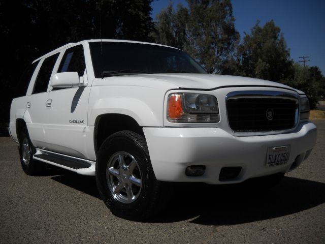 Cadillac Escalade 1999 photo 4