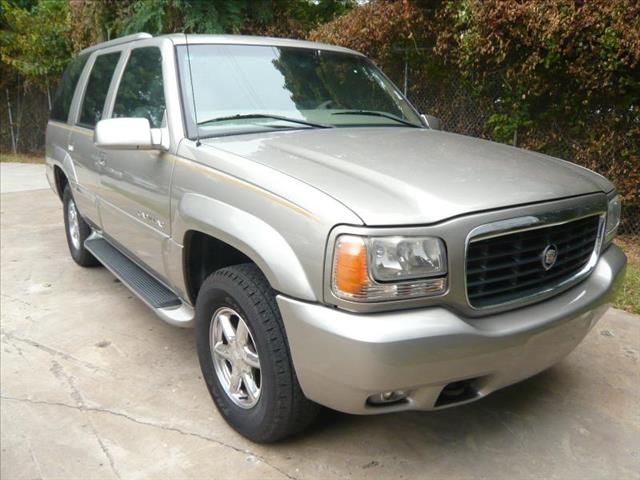 Cadillac Escalade 1999 photo 4