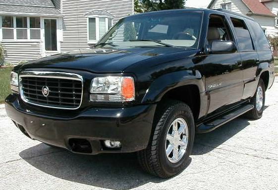 Cadillac Escalade 2000 photo 3