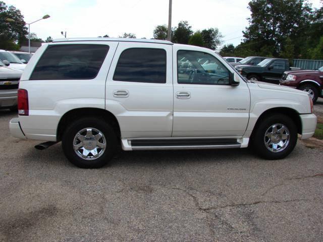 Cadillac Escalade 2002 photo 2