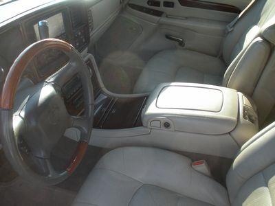 Cadillac Escalade 2002 photo 3