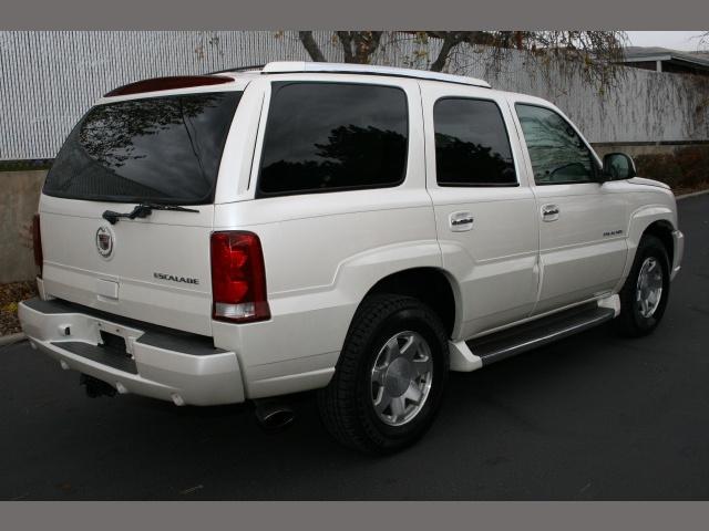 Cadillac Escalade 2002 photo 1