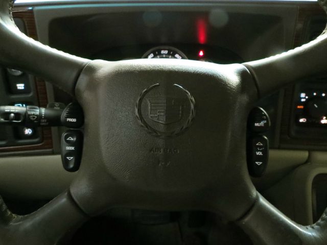 Cadillac Escalade 2002 photo 12