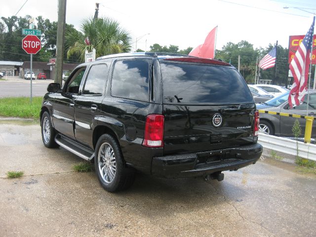 Cadillac Escalade 2002 photo 2