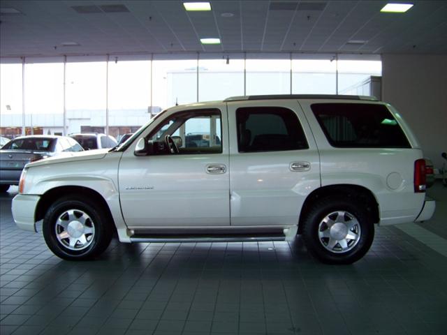Cadillac Escalade 2002 photo 1