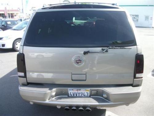 Cadillac Escalade 2002 photo 2
